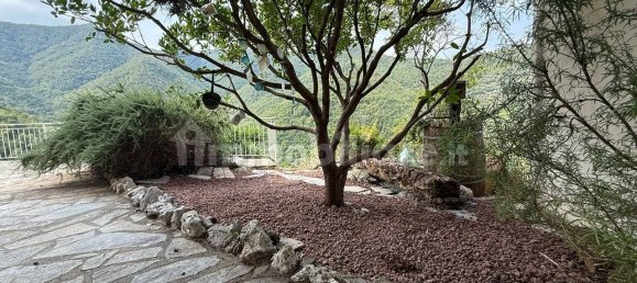 Casa de 3 dormitorios en Borghetto d'Arroscia, Italy No. 313315 13