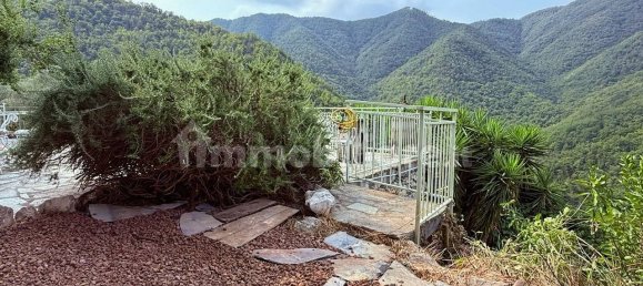 Casa de 3 dormitorios en Borghetto d'Arroscia, Italy No. 313315 18