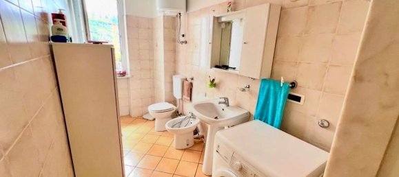 4 bedrooms Apartment in Aosta, Italy No. 331622 8