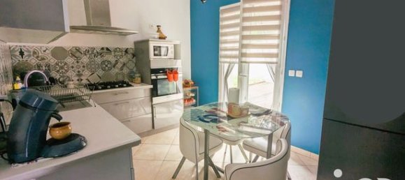 3 bedrooms House in Sainte-Eulalie, France No. 282077 4