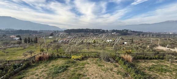 Villa de 4+1 en Izmir, Turkey No. 32790 3