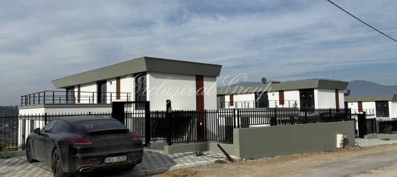 Villa de 4+1 en Izmir, Turkey No. 32790 2