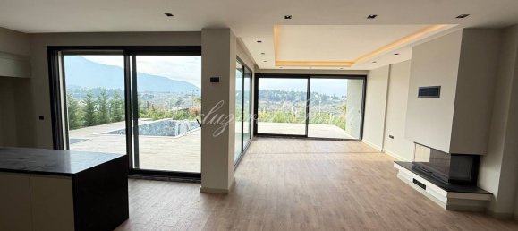 Villa de 4+1 en Izmir, Turkey No. 32790 5