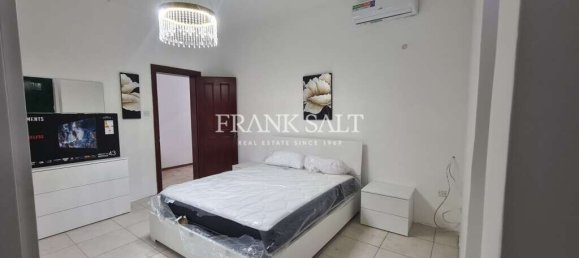 3 bedrooms Apartment in Floriana, Malta No. 11533 10