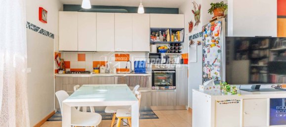 2 Schlafzimmer Wohnung in Bollate, Italy, Nr. 376494 6