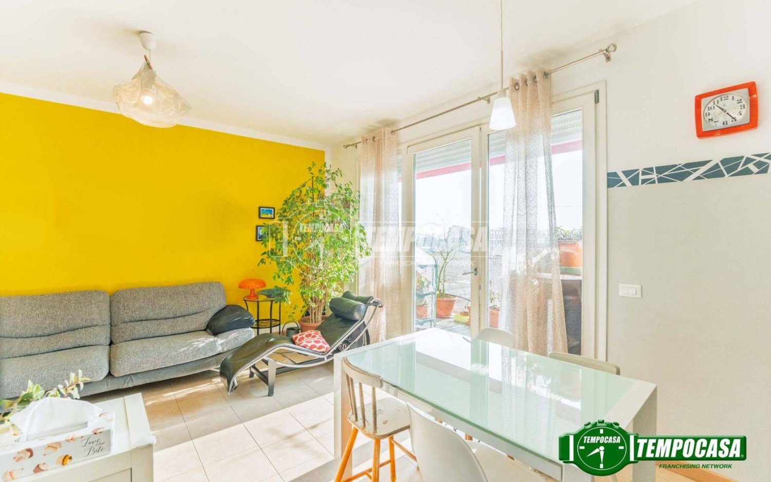 2 Schlafzimmer Wohnung in Bollate, Italy, Nr. 376494