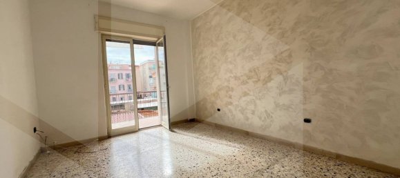 2 bedrooms Apartment in Naples, Italy No. 22089 16
