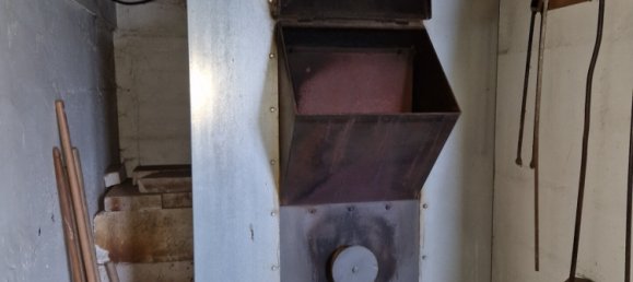 323m² Commercial property in Langres, France No. 262243 8