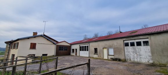323m² Commercial property in Langres, France No. 262243 18