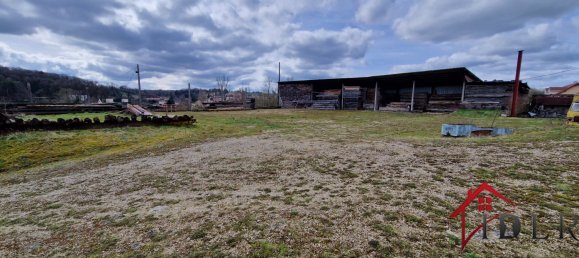 323m² Commercial property in Langres, France No. 262243 7