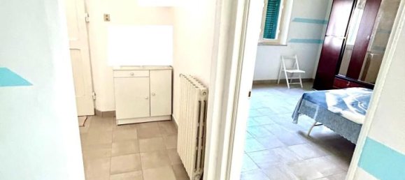 5 rooms House in Ponsacco, Italy No. 170165 8