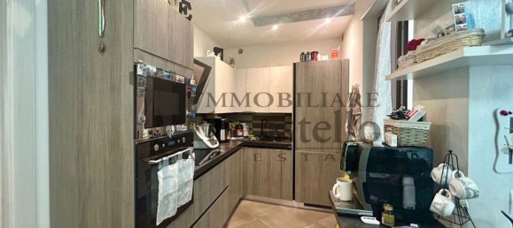 3 bedrooms Apartment in Castiglione del Lago, Italy No. 326592 3