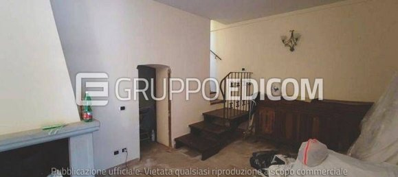 5 rooms Apartment in Fivizzano, Italy No. 49136 7