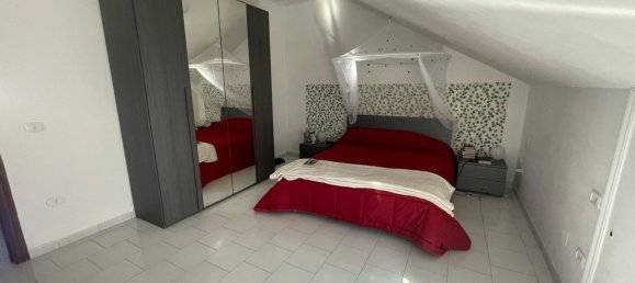 3غرفة شقة في Giugliano in Campania, Italy رقم 72061 6