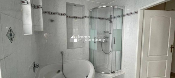 Квартира с 4 комнатами в Винер Нойштадт, Австрия № 175366 4