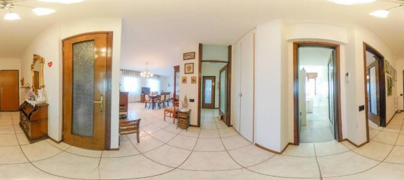 3-Zimmer Wohnung in Desio, Italy, Nr. 32679 27