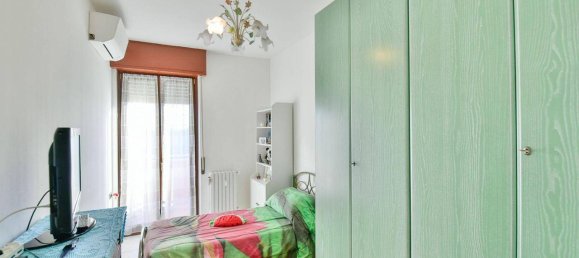 3-Zimmer Wohnung in Desio, Italy, Nr. 32679 10