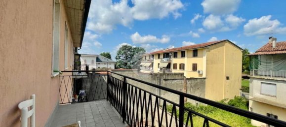 3 Schlafzimmer Wohnung in Orzinuovi, Italy, Nr. 363408 2