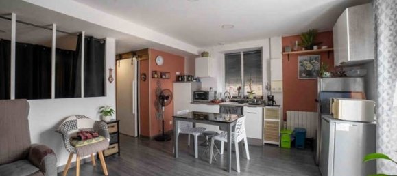 4 bedrooms House in Sainte-Gemme-la-Plaine, France No. 287117 8