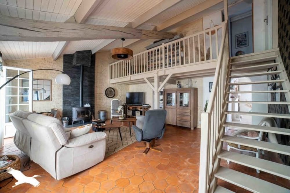 4 bedrooms House in Sainte-Gemme-la-Plaine, France No. 287117