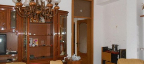 3 rooms Apartment in Pioltello, Italy No. 227332 4
