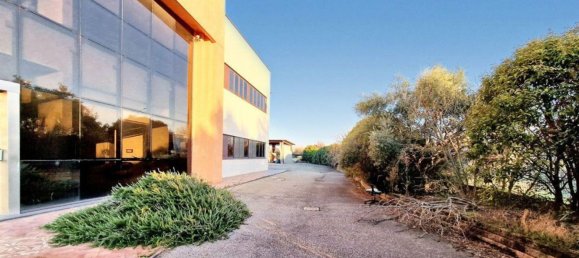 Entrepôt à Castel Guelfo di Bologna, Italy 3407m² No. 375085 2