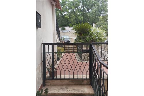 Casa de 3 dormitorios en Minturno, Italy No. 289490