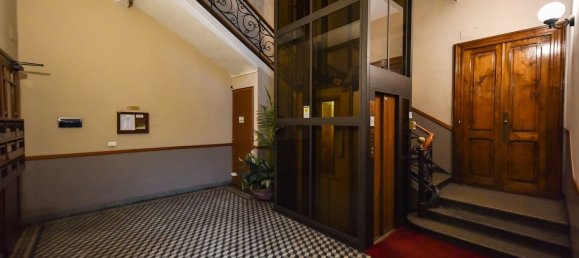 4 bedrooms Apartment in Turin, Italy No. 339863 4
