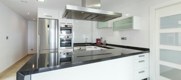 4 Schlafzimmer Villa in Moraira, Spain, Nr. 88352 15