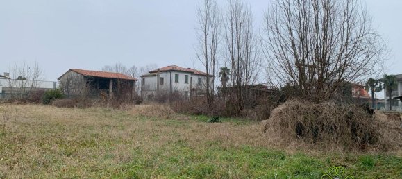 700m² Land in Campagna Lupia, Italy No. 23578 3