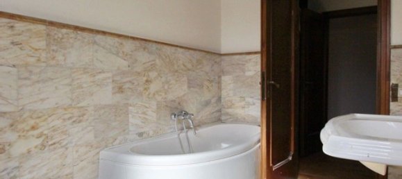 7 rooms Apartment in Rieti, Italy No. 289252 24