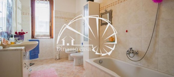 Casa de 5 habitaciónes en Prato, Italy No. 136022 13