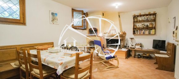 Casa de 5 habitaciónes en Prato, Italy No. 136022 16