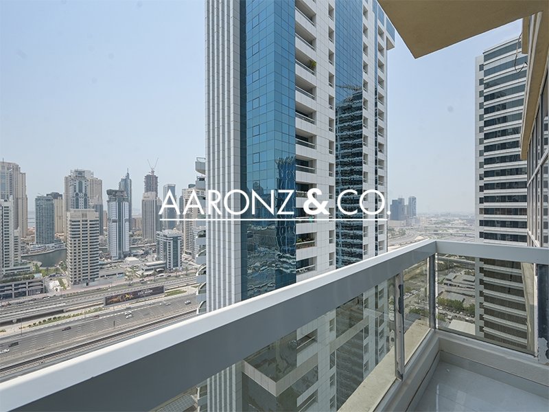 1 bedroom Apartment in Jumeirah Lake Towers, UAE No. 110218