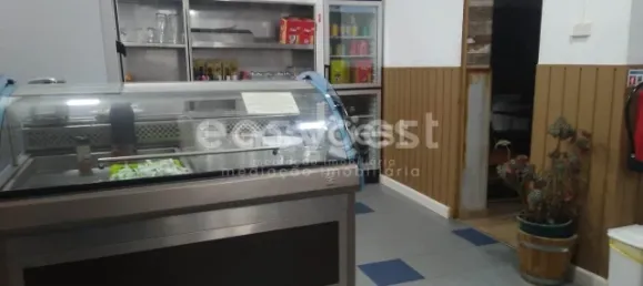 200m² Commercial property in Montijo, Portugal No. 68158 19