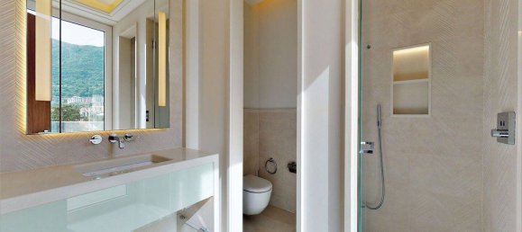 3 bedrooms Penthouse in Tivat, Montenegro No. 214 13