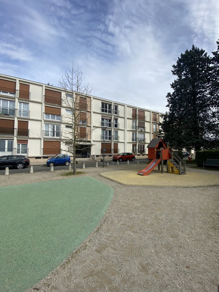 2 Schlafzimmer Wohnung in La Chapelle-Saint-Mesmin, France, Nr. 93717