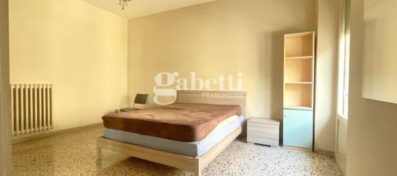 3 bedrooms Apartment in Florence, Italy No. 362766 13