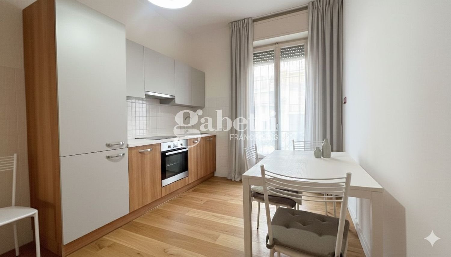 3 bedrooms Apartment in Florence, Italy No. 362766