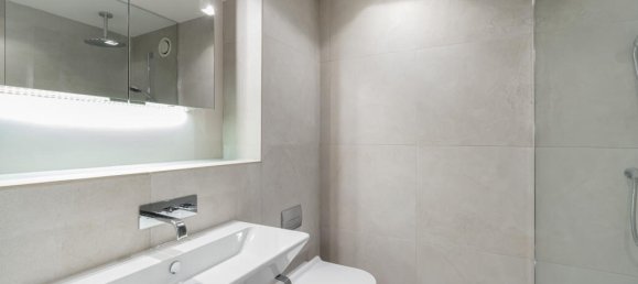 4 bedrooms House in London, United Kingdom No. 13162 10