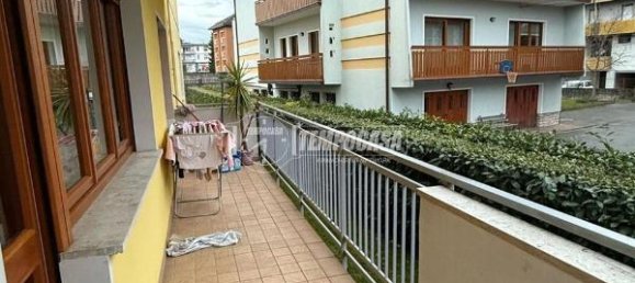 Квартира с 4 комнатами в Беллуно, Италия № 41683 3