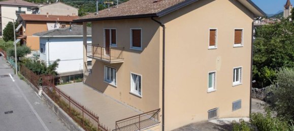 3 bedrooms Apartment in Grezzana, Italy No. 324533 3