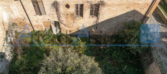  Building in Santarcangelo di Romagna, Italy No. 329237 27