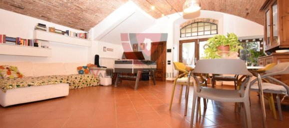 4 rooms Apartment in Colle di Val d'Elsa, Italy No. 38046 3