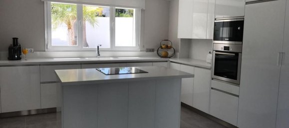 6 غرف نوم منزل في Marbella, Spain رقم 80840 32