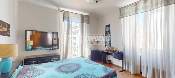 4 bedrooms Apartment in Turin, Italy No. 350787 30