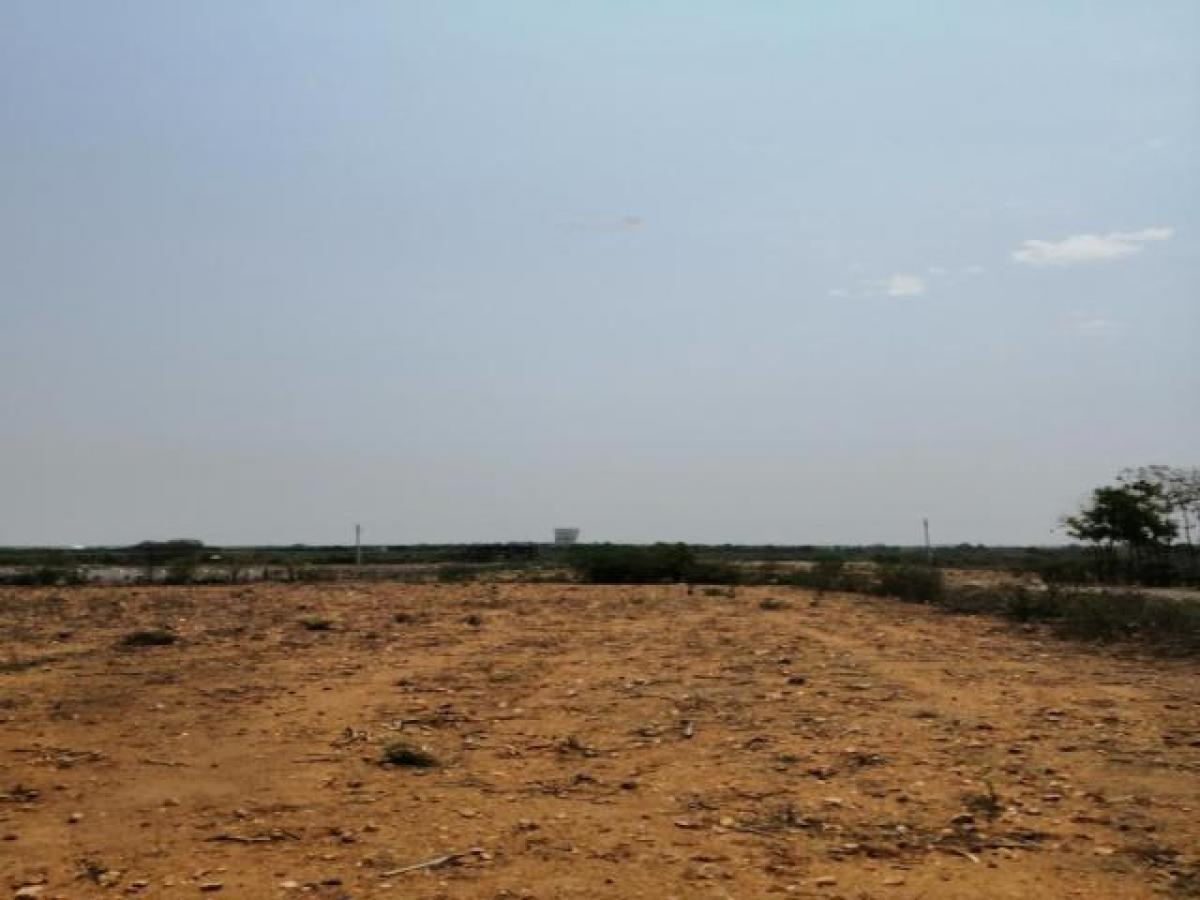  Land in Hyderabad, India No. 32878