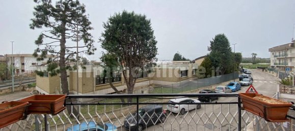 2 Schlafzimmer Wohnung in Valenzano, Italy, Nr. 262823 24