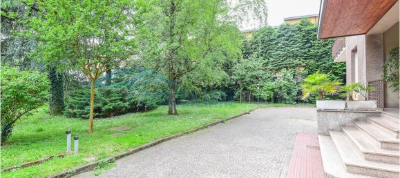 Apartamento T2 em Seveso, Italy N.º 312997 8