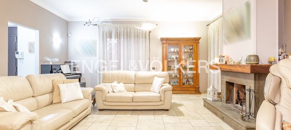 5 bedrooms Villa in Lariano, Italy No. 62519 11